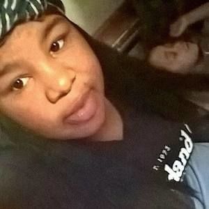 Meet your Posher, Lyah